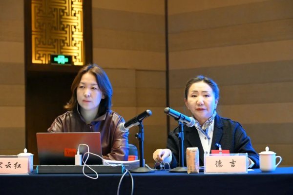 股策略 区工商联组织召开《中华人民共和国民营经济促进法》宣讲会